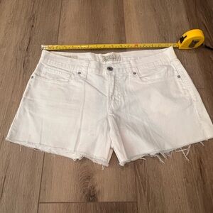 Lucky Brand The Cut Off White Denim Shorts Size 29 NWOT